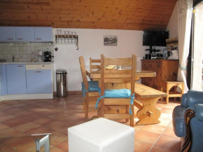 Charmant 4 pièces pour 6 pers., à 300m des pistes avec Wi-Fi, balcon et parking, Villeneuve - FR-1-762-3